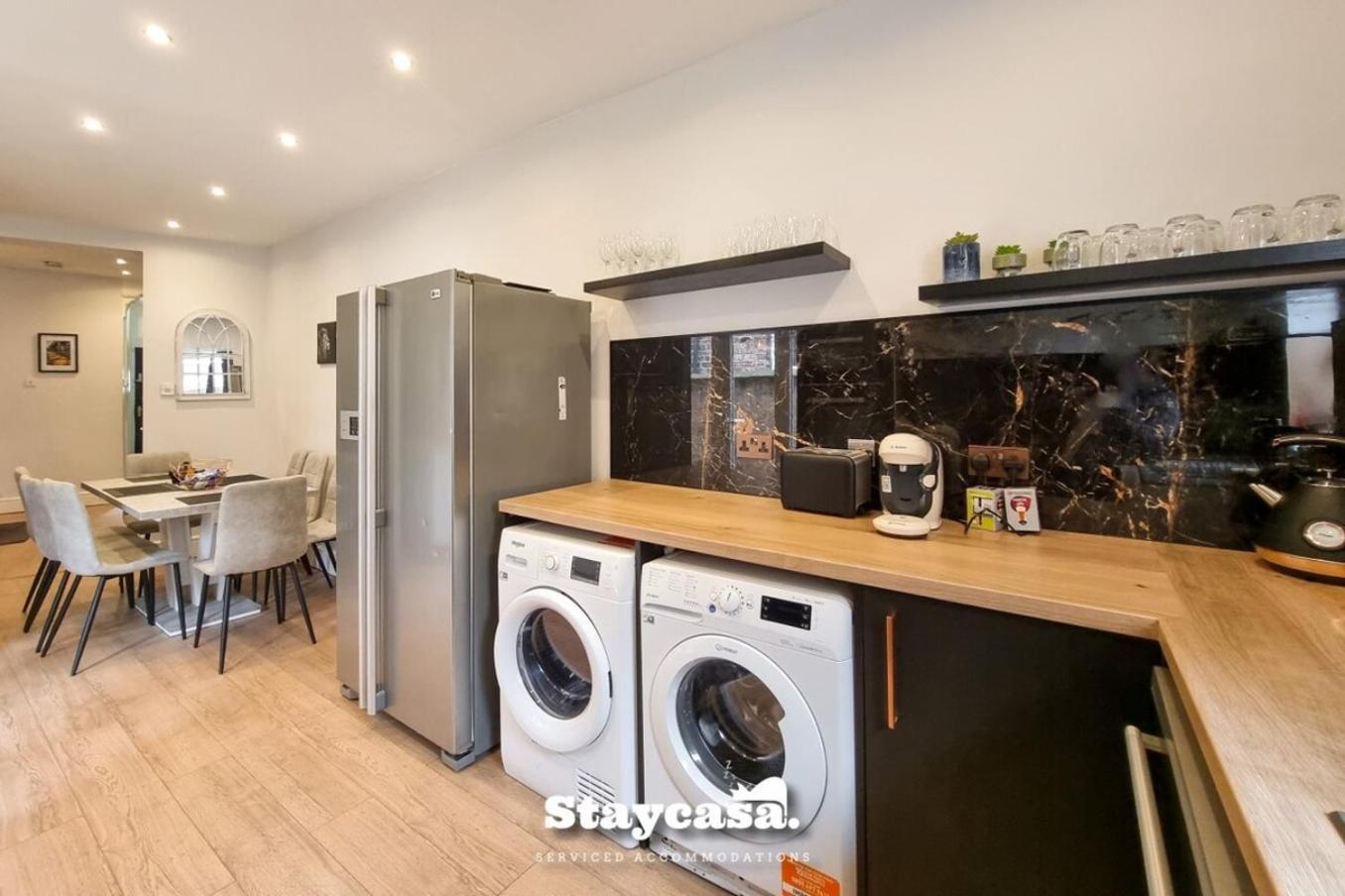 Clarence Co-Living - Private Room Self-Cater Manchester Zewnętrze zdjęcie