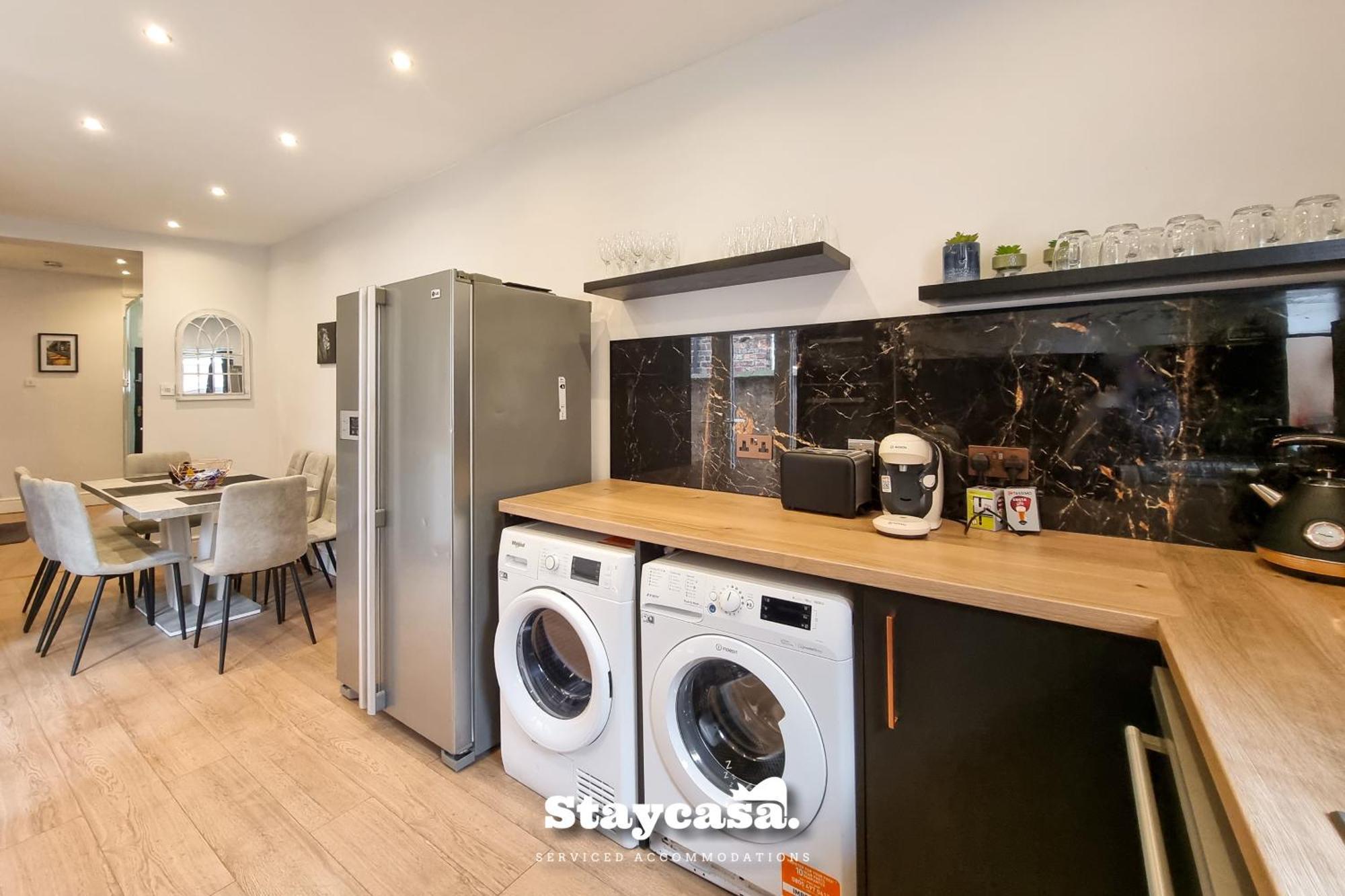 Clarence Co-Living - Private Room Self-Cater Manchester Zewnętrze zdjęcie